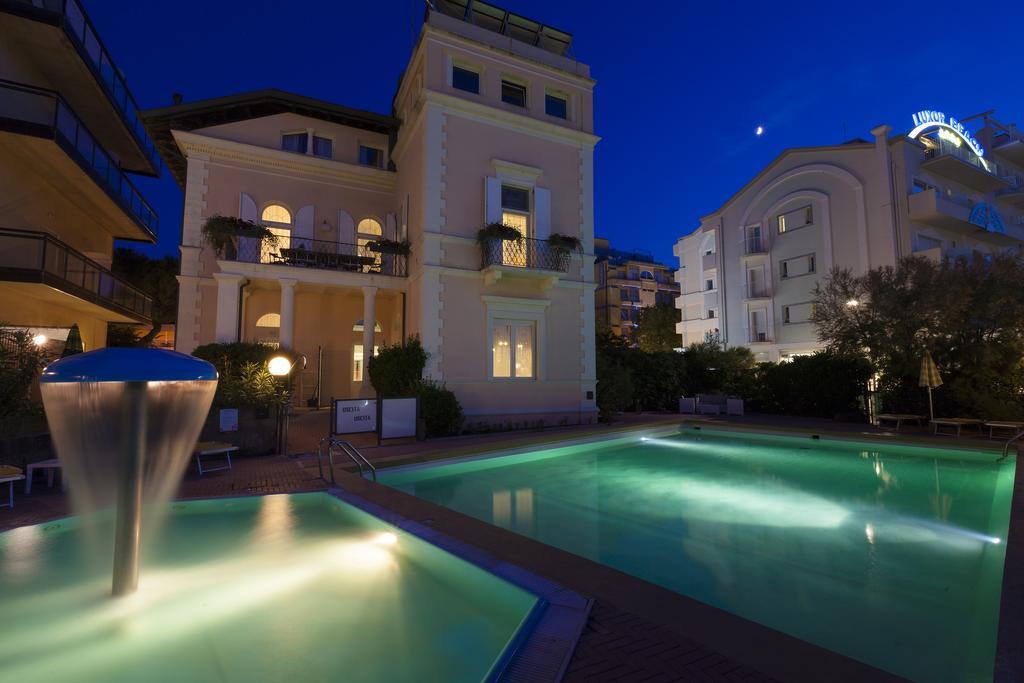 Villa Fiorita Cattolica Bagian luar foto
